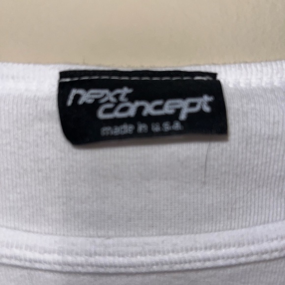 Hello Kitty Tee - Picture 4 of 5